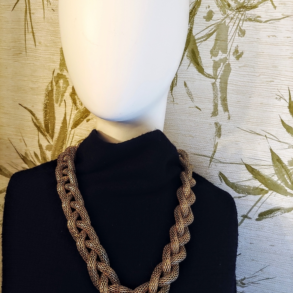 Vintage Women's Large Link Necklace